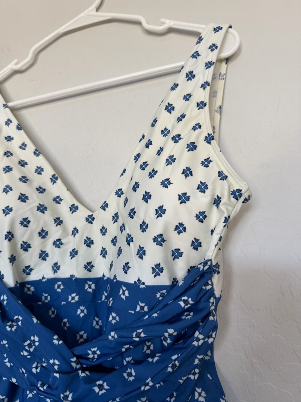 Summersalt The Twist Backflip swimsuit size 10 - Picture 3 of 10